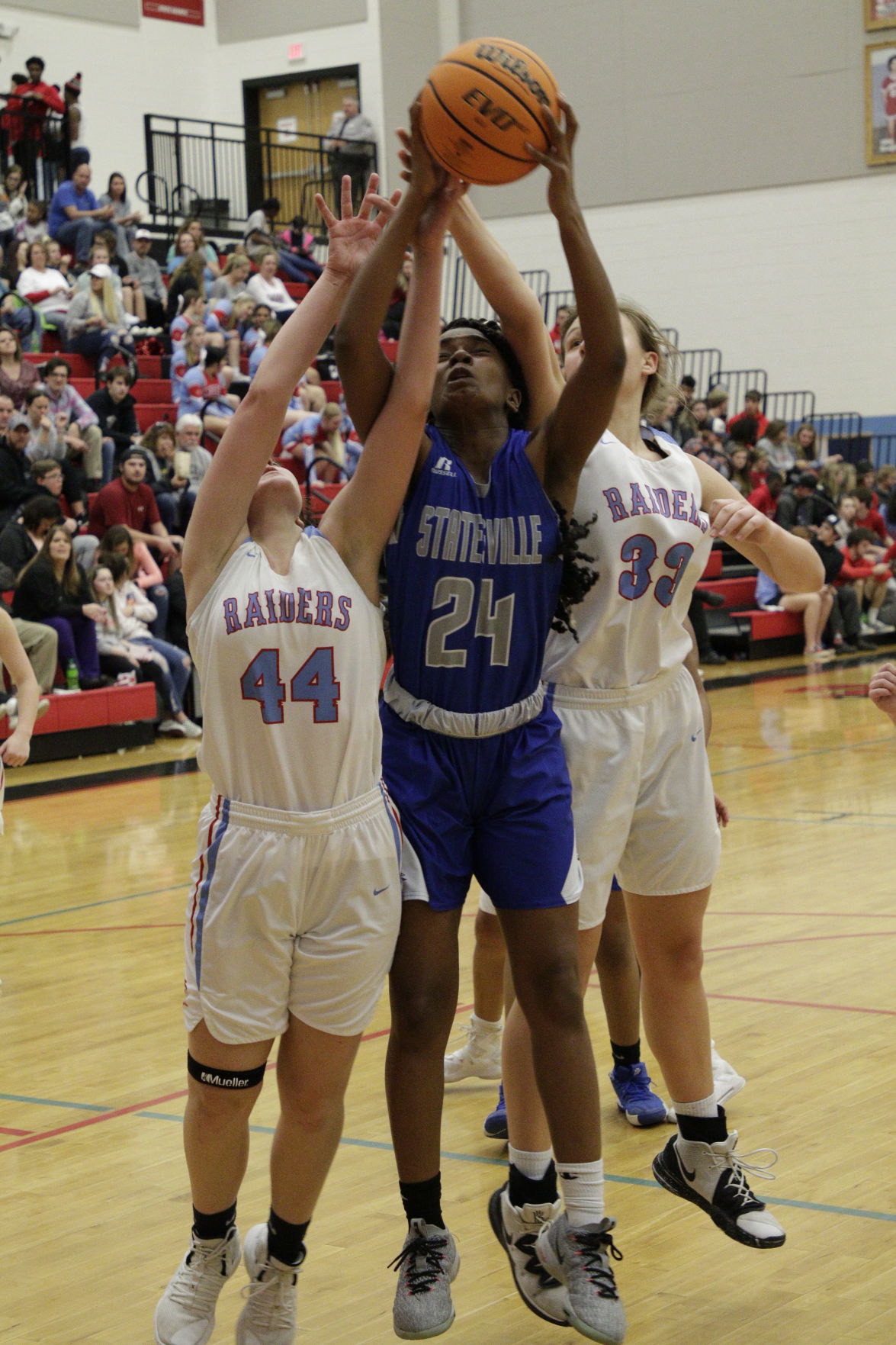 SHS-NI basketball 32.JPG